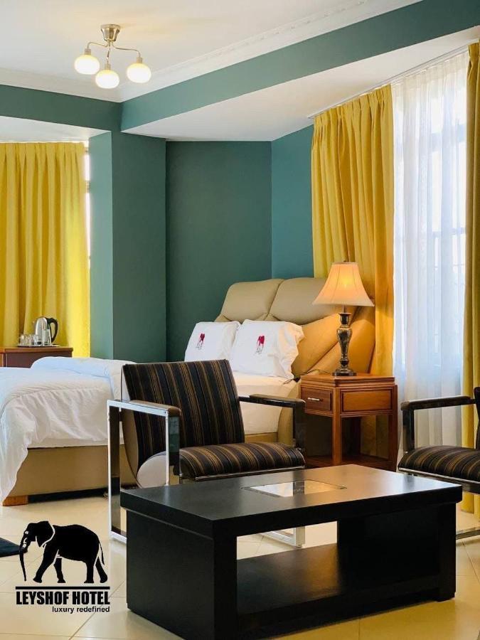 Leyshof Hotel ムワンザ エクステリア 写真