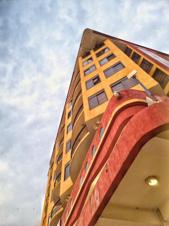 Leyshof Hotel ムワンザ エクステリア 写真