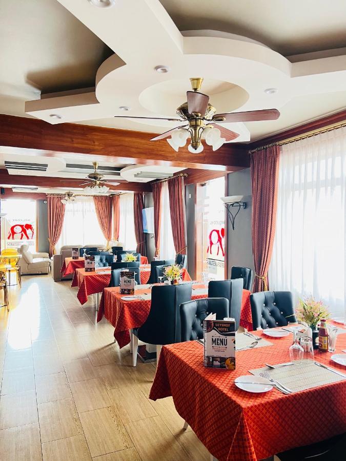 Leyshof Hotel ムワンザ エクステリア 写真